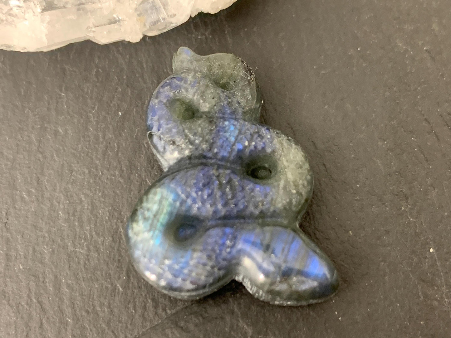 Labradorite Snake cabochon - Snake Carving