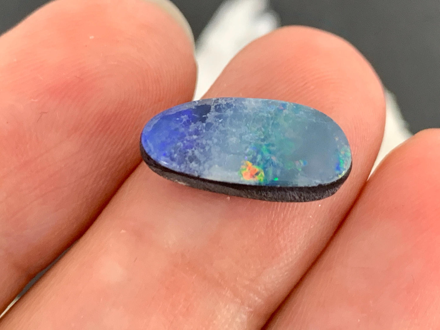 Australian Opal doublet 7x15x3.5mm cabochon