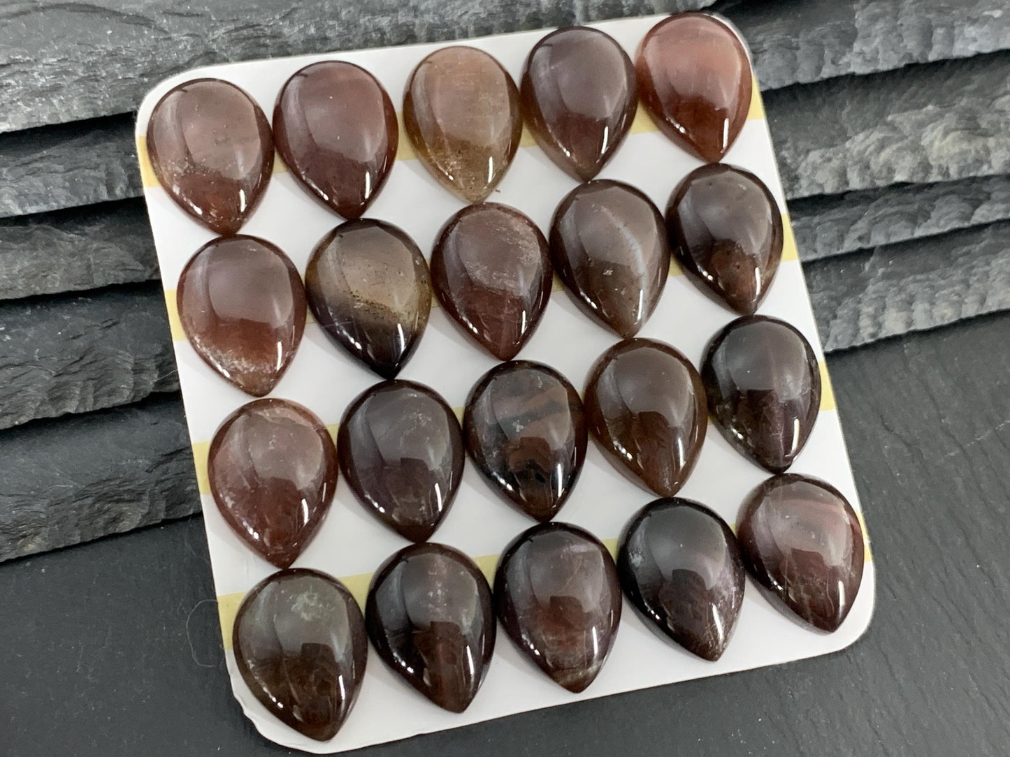 Gold Sunstone pear 15x20mm cabochon - Calibrated cabochons