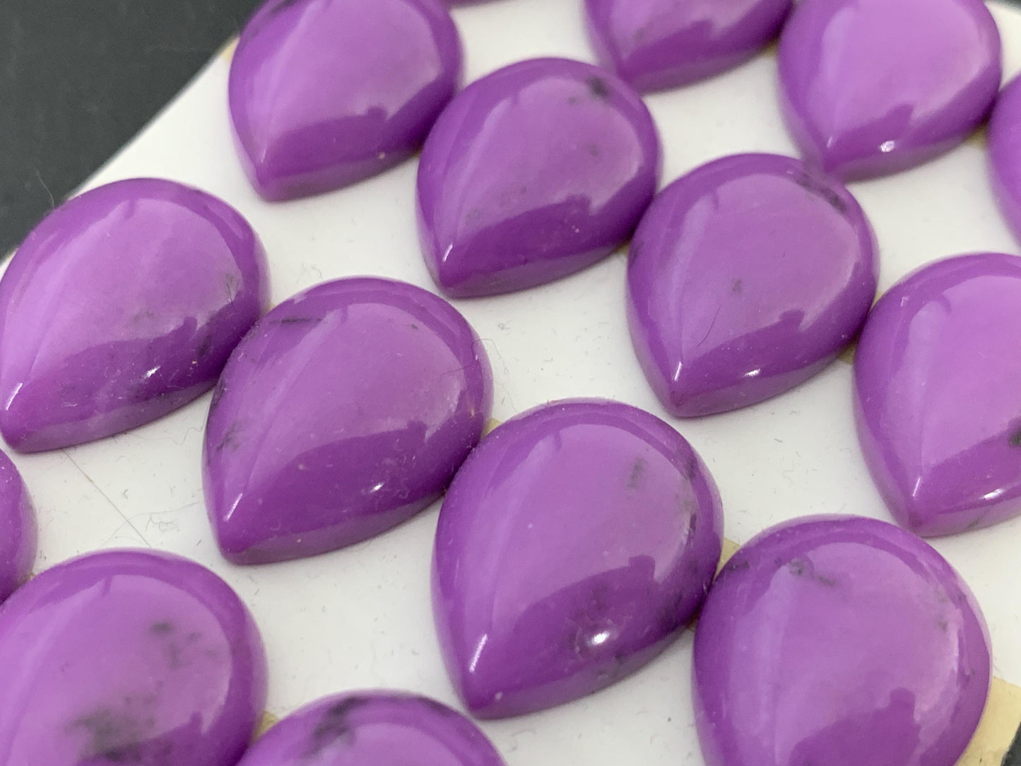 Phosphosiderite pear 15x20mm Cabochon - Calibrated cabochons