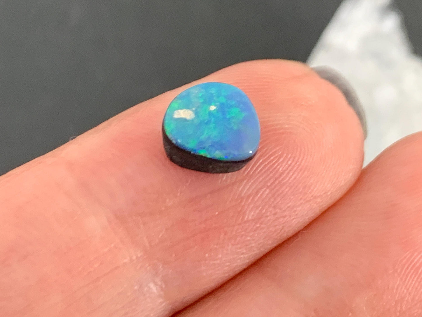 Australian Opal doublet 6x7x3mm cabochon