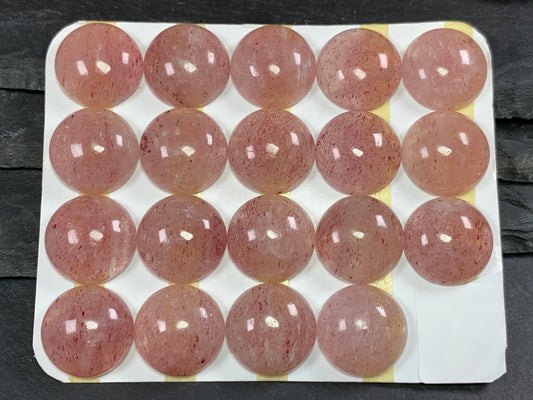 Strawberry Quartz round 18mm cabochon - Calibrated cabochons