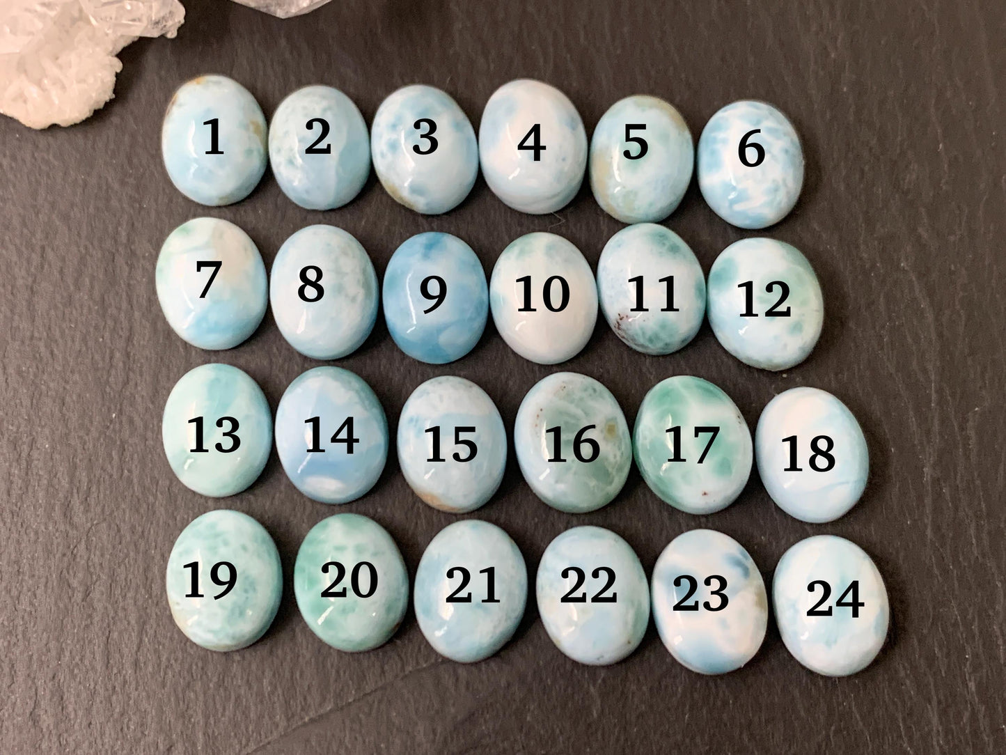Larimar oval 8x10mm cabochon