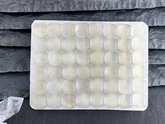 White Moonstone square cushion 8mm cabochon - Calibrated cabochons