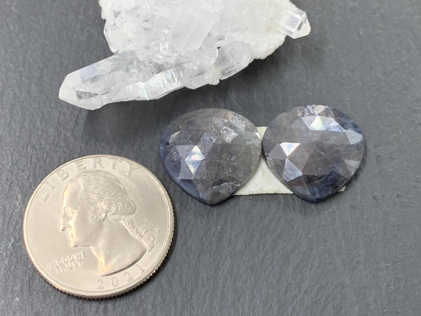 Faceted Star Sapphire pair 17x17mm cabochon - Sapphire pairs