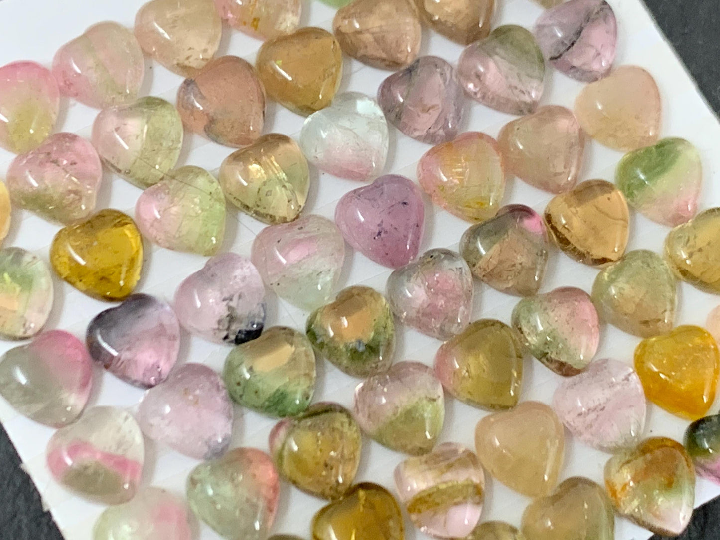 Tourmaline heart 5mm cabochon - Calibrated cabochons