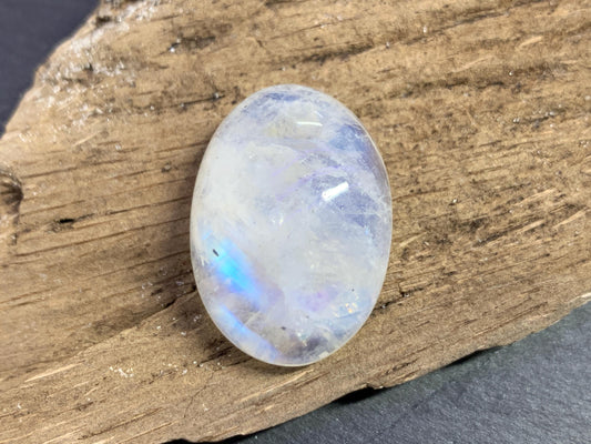 Rainbow Moonstone oval 24x18x9mm cabochon