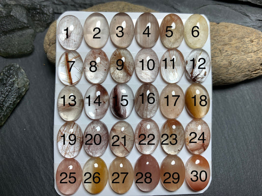 Rutilated Quartz oval 10x14mm cabochon - Calibrated cabochons