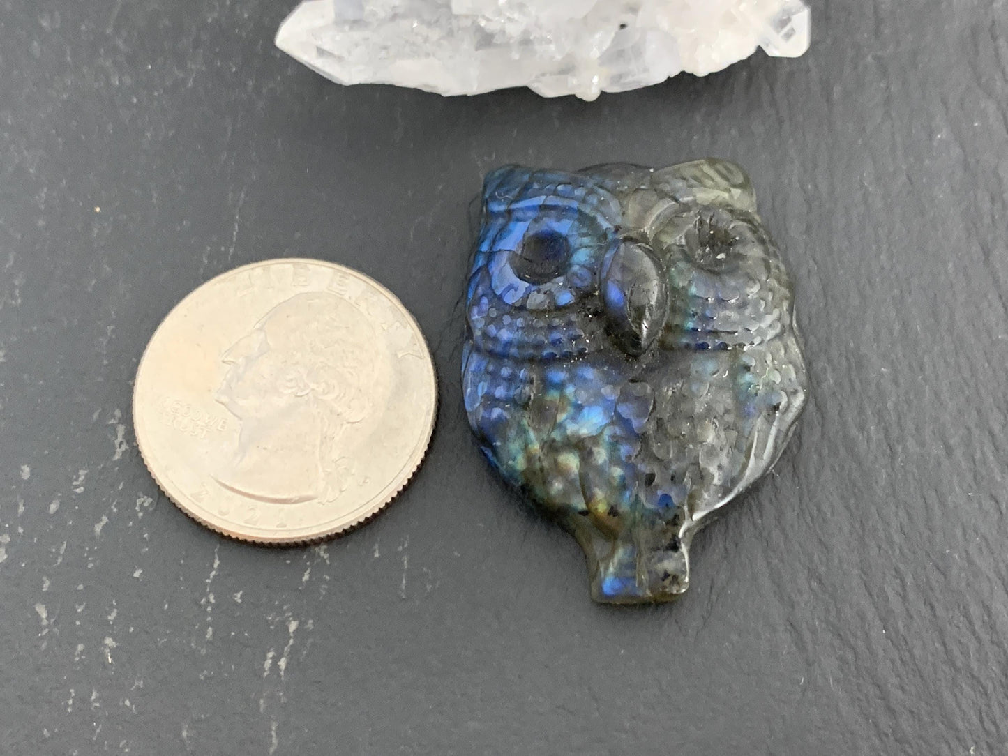 Labradorite owl 27x37mm cabochon carving