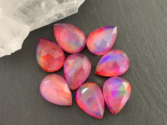 Faceted Aurora Opal pear 10x14mm  - Doublet cabochons