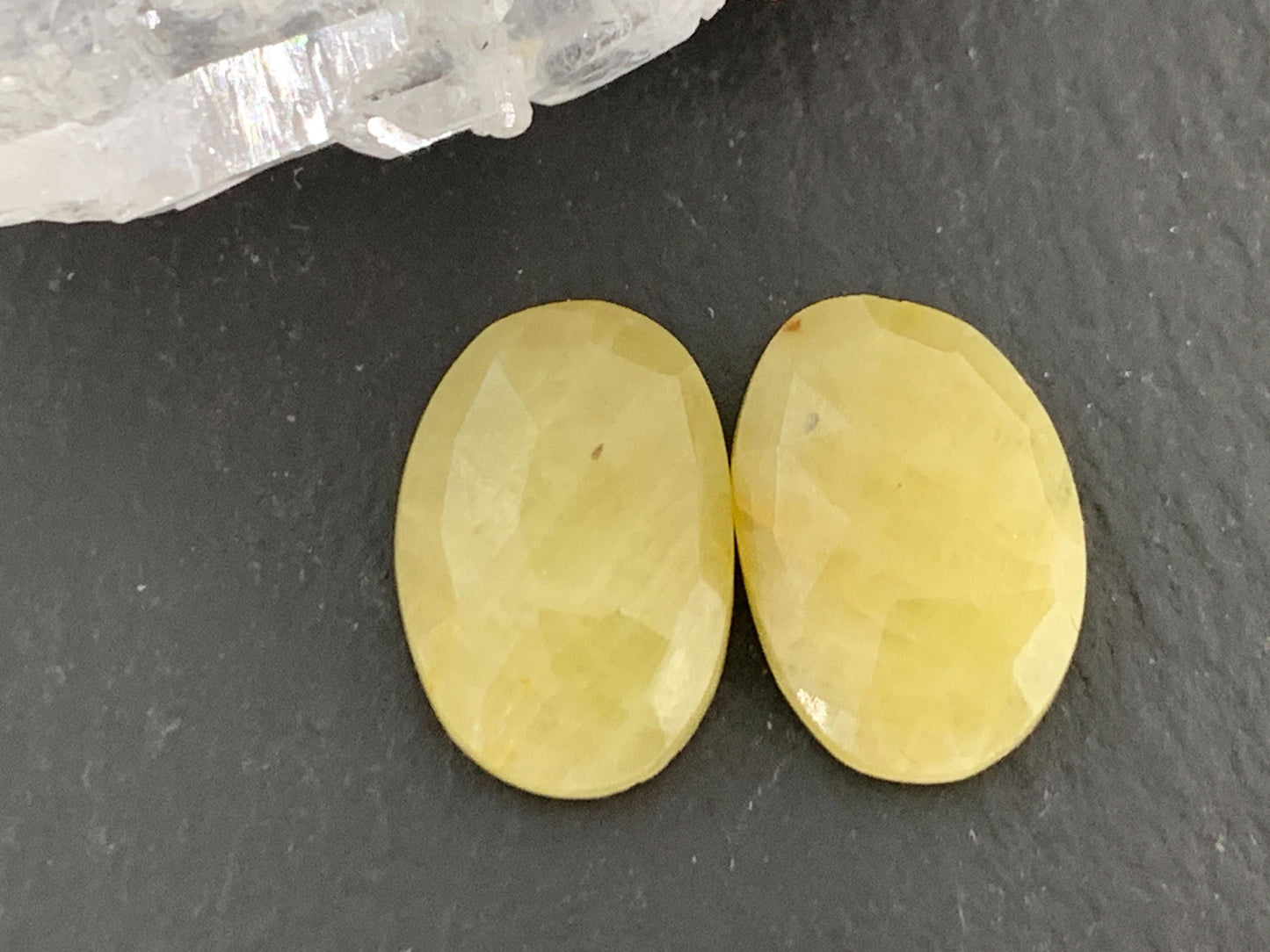 Faceted Yellow Sapphire pair 10x15x4mm cabochon