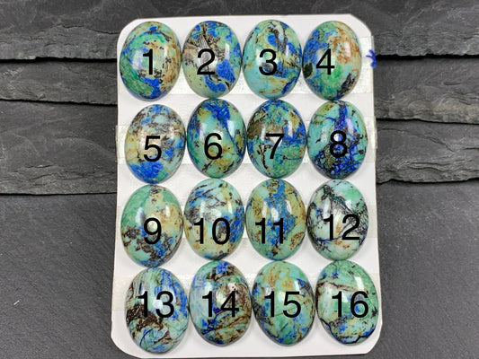 Azurite oval 15x20mm cabochon - Calibrated cabochons