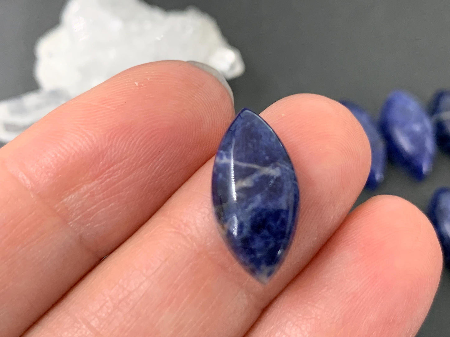 Sodalite marquise 9x18mm cabochon
