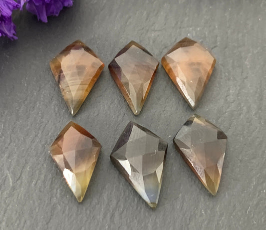 Montana Agate kite 16-17mm long cabochon