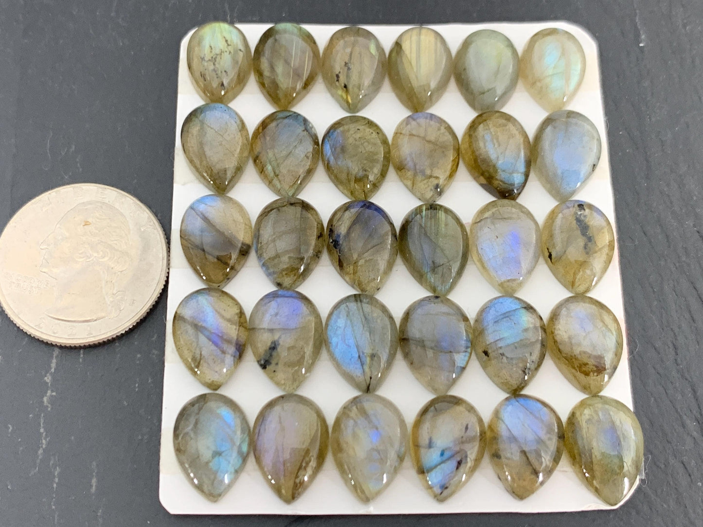 Labradorite pear 10x14mm Cabochon - Calibrated Cabochons