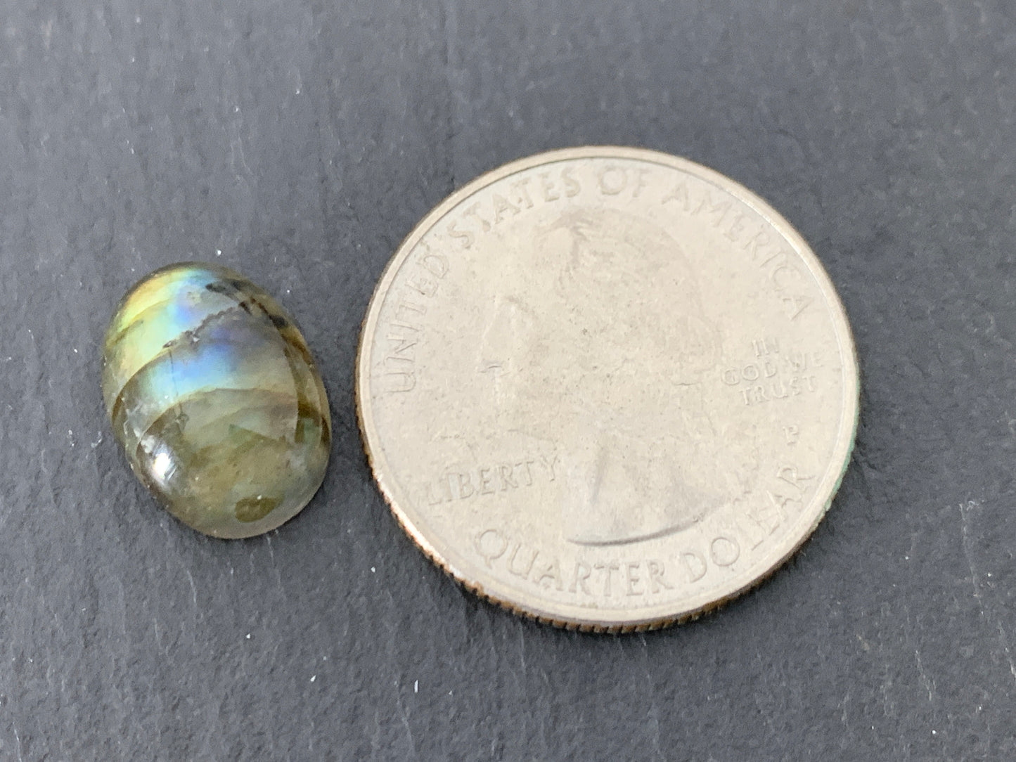 Labradorite oval 10x14mm cabochon