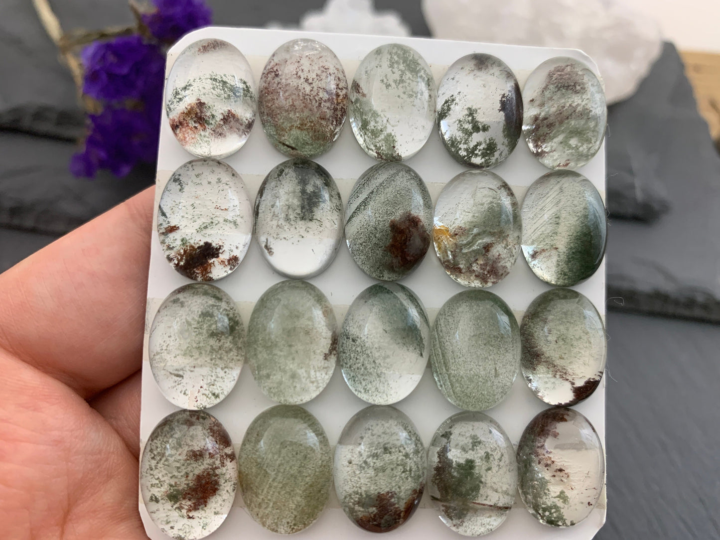 Green Phantom Crystal oval 12x16mm cabochon - Calibrated cabochons