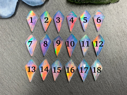 Faceted  Aurora Opal kite 8x16mm cabochon - Doublet cabochons