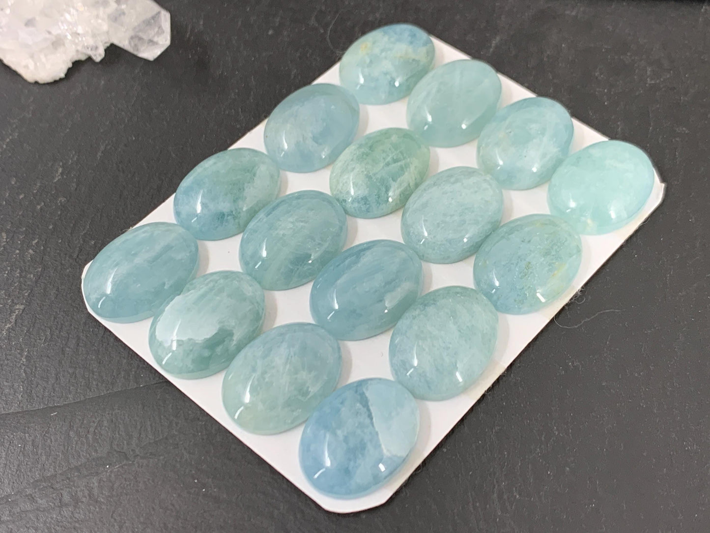 Aquamarine oval 15x20mm cabochon - Calibrated cabochons