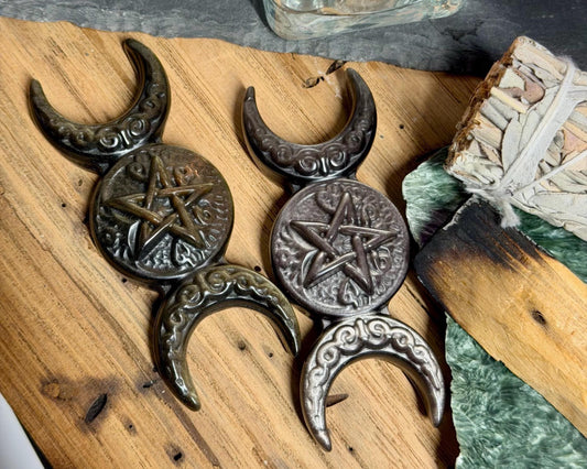 Obsidian Pentacle Altar Decor, Triple Moon Carving - Wiccan Gift