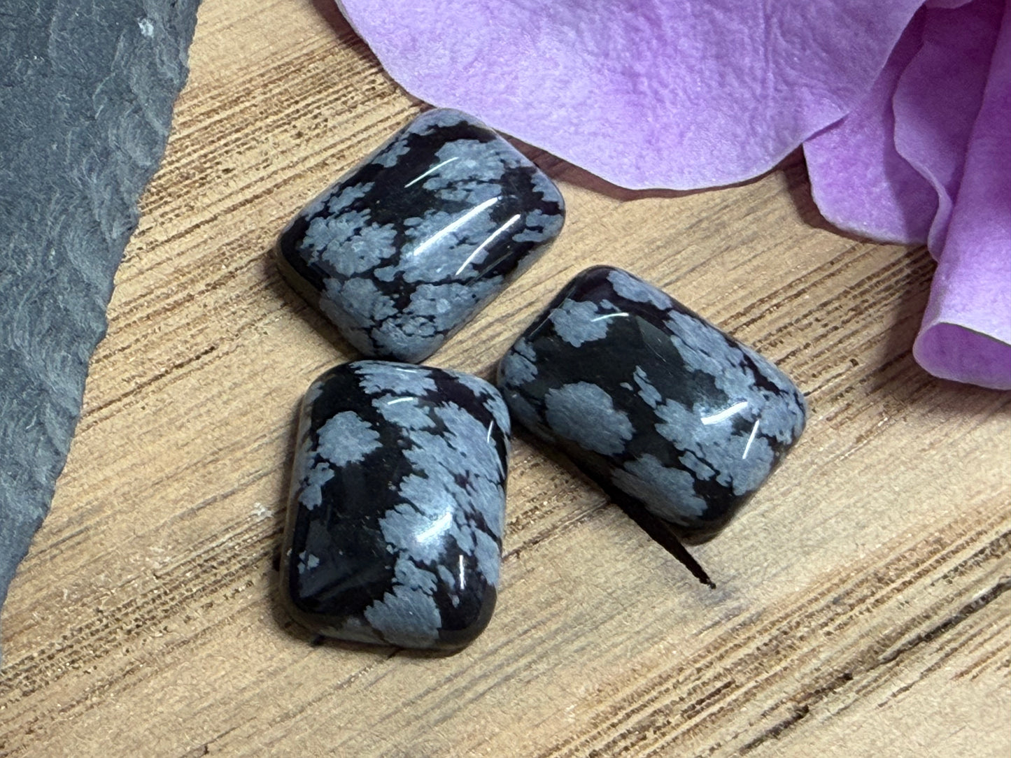 Snowflake obsidian 13x18mm cabochon - Calibrated cabochons