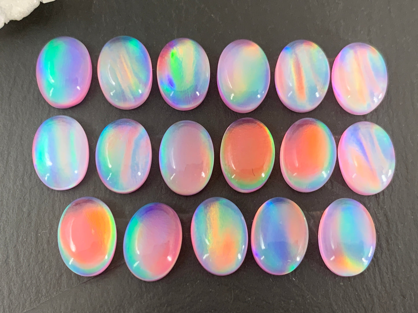 Aurora Opal oval 10x14mm cabochons - Doublet cabochons (Copy)