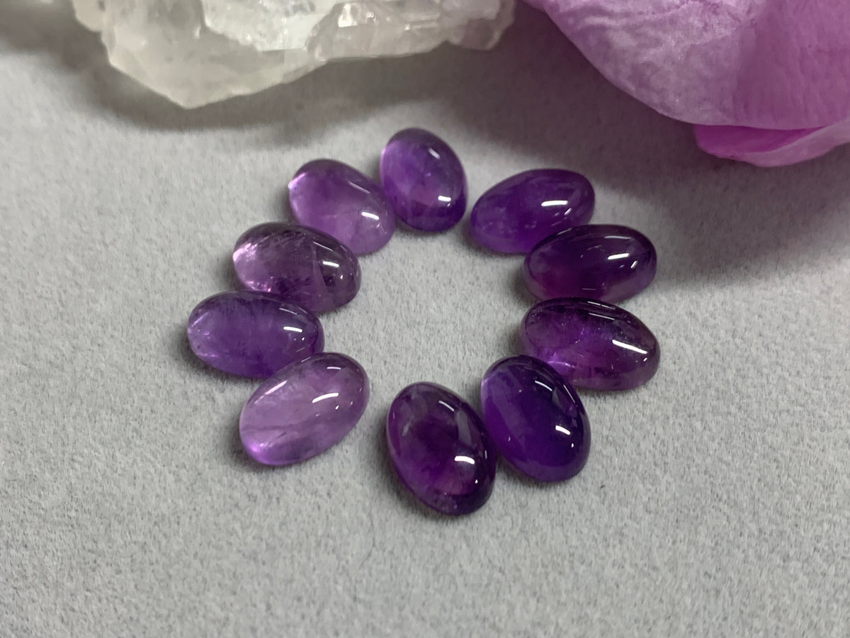 Amethyst oval 8x12mm cabochon - Calibrated cabochons