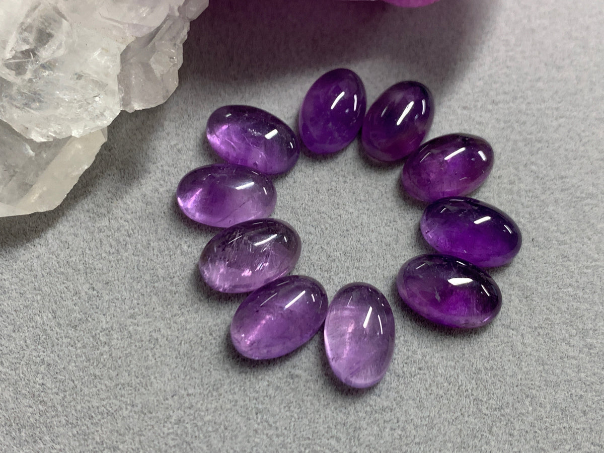 Amethyst oval 8x12mm cabochon - Calibrated cabochons