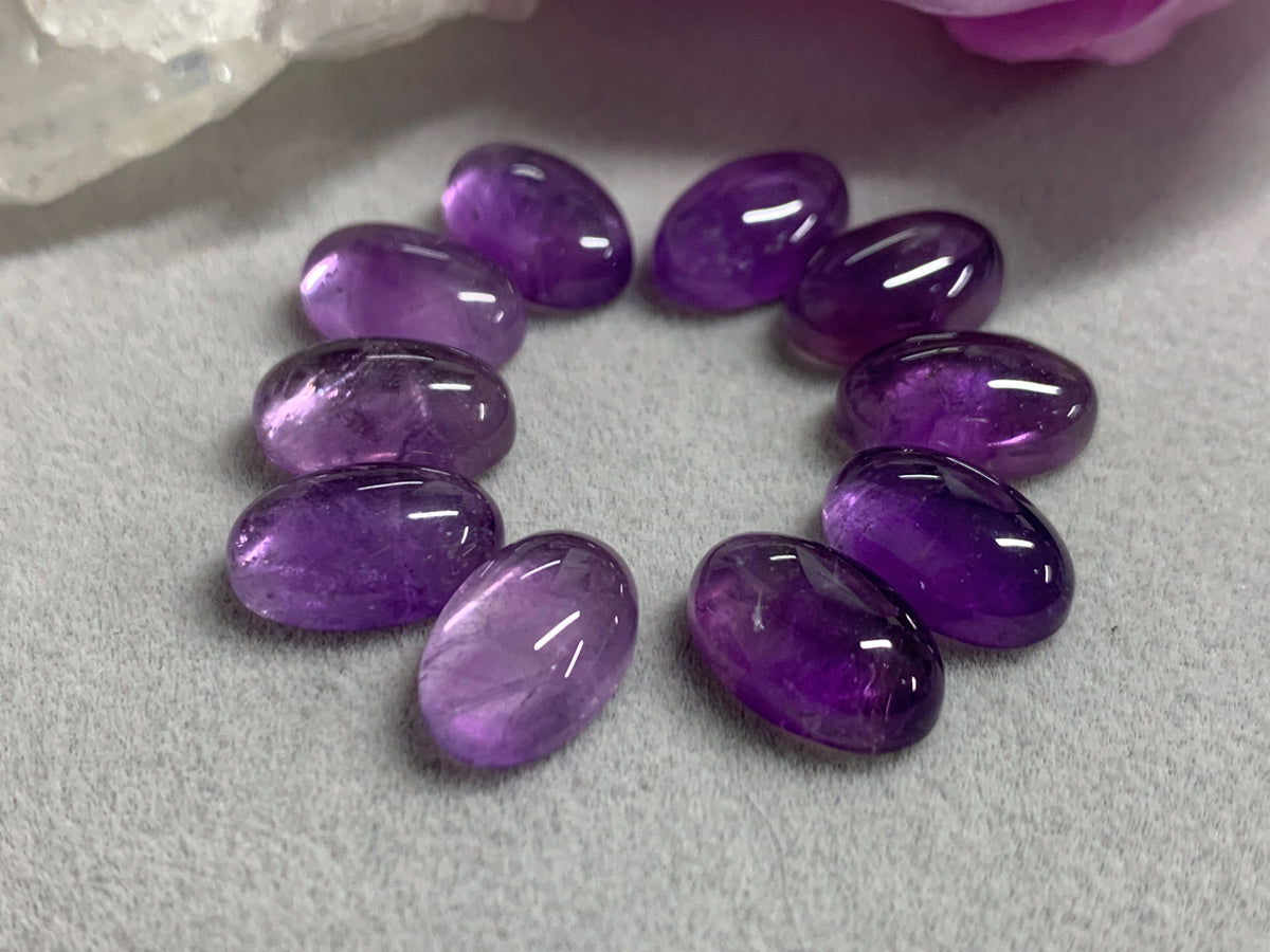 Amethyst oval 8x12mm cabochon - Calibrated cabochons