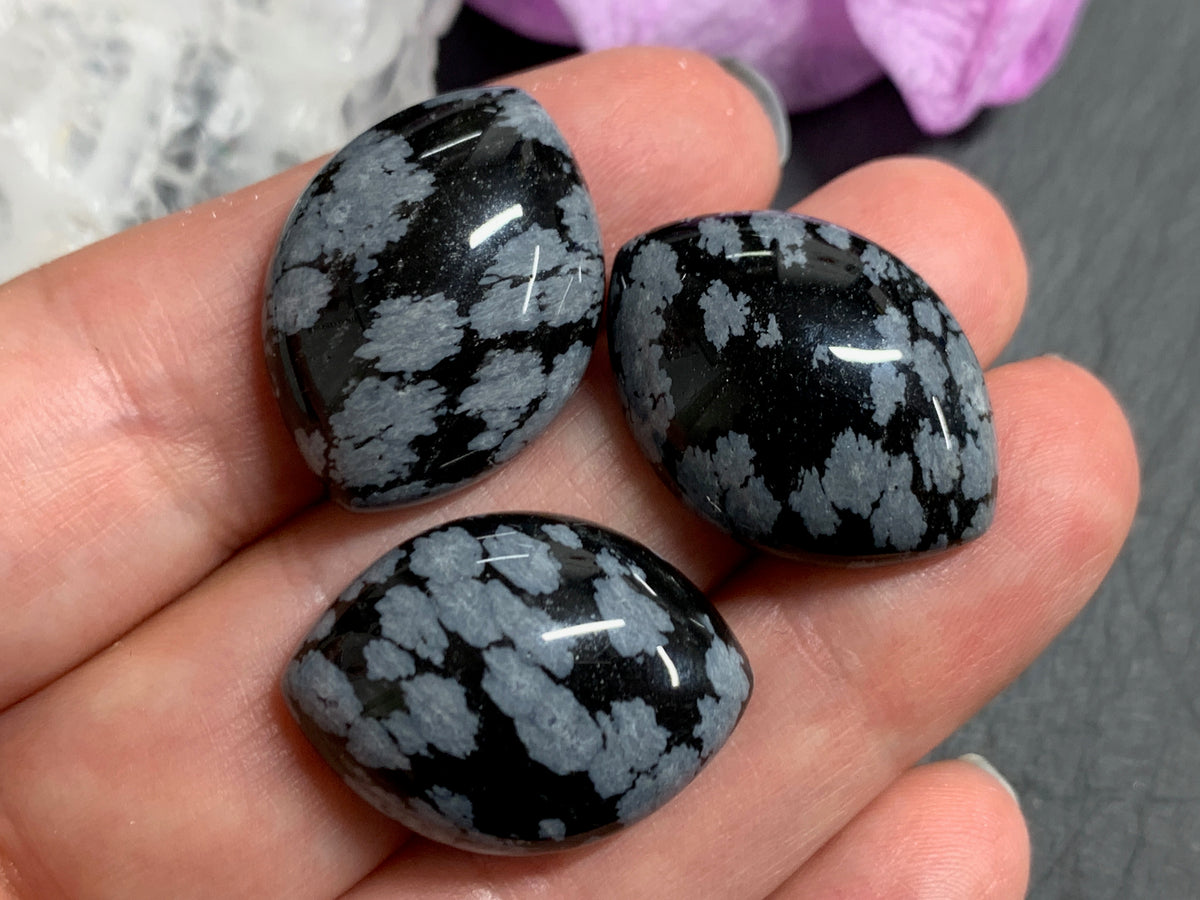 Snowflake Obsidian marquise 18x25mm cabochon - Calibrated cabochons