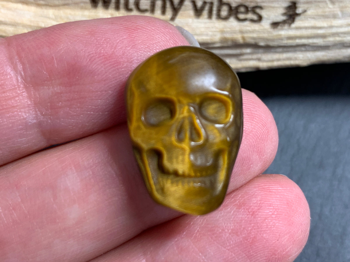 Natural Tiger Eye Skull Cabochon 15x21mm – Polished Carved Gemstone Skull for Jewelry Making