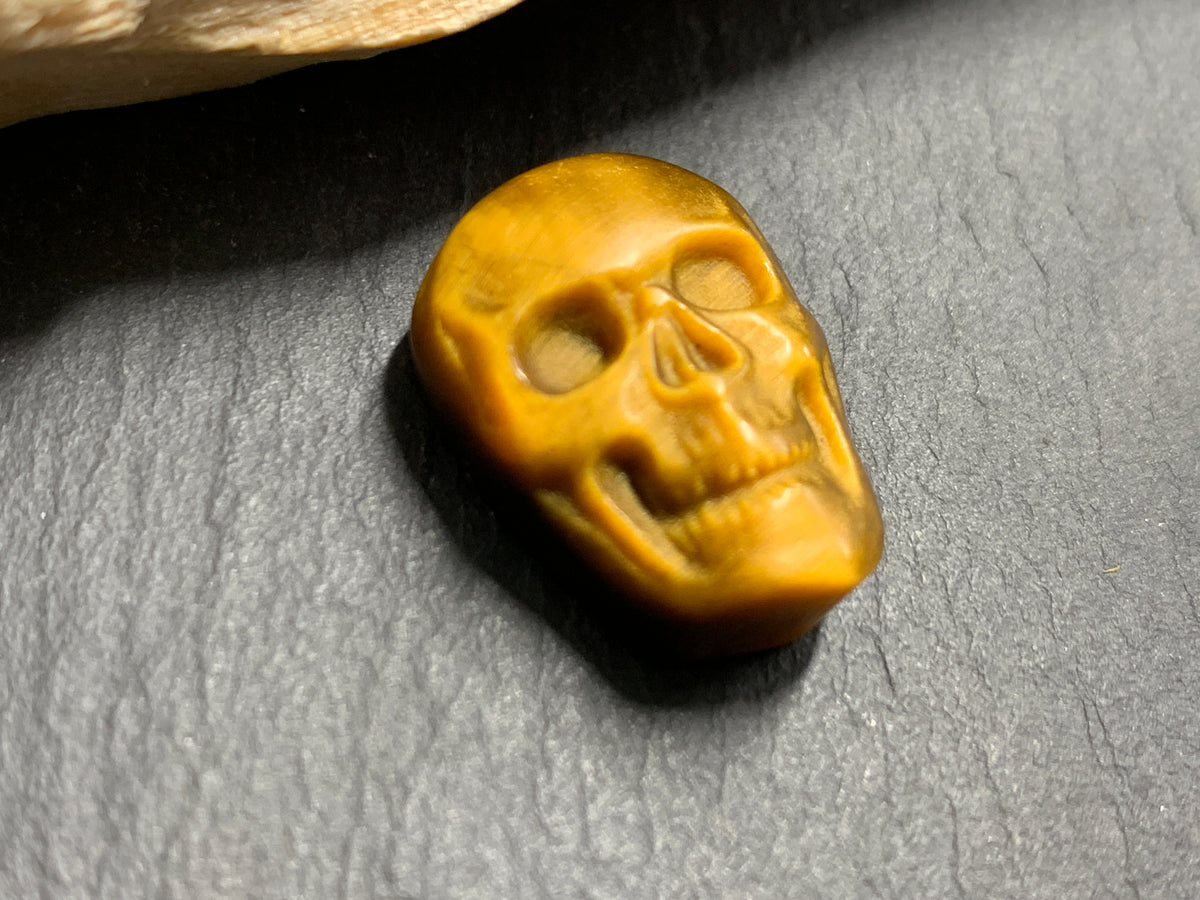 Natural Tiger Eye Skull Cabochon 15x21mm – Polished Carved Gemstone Skull for Jewelry Making