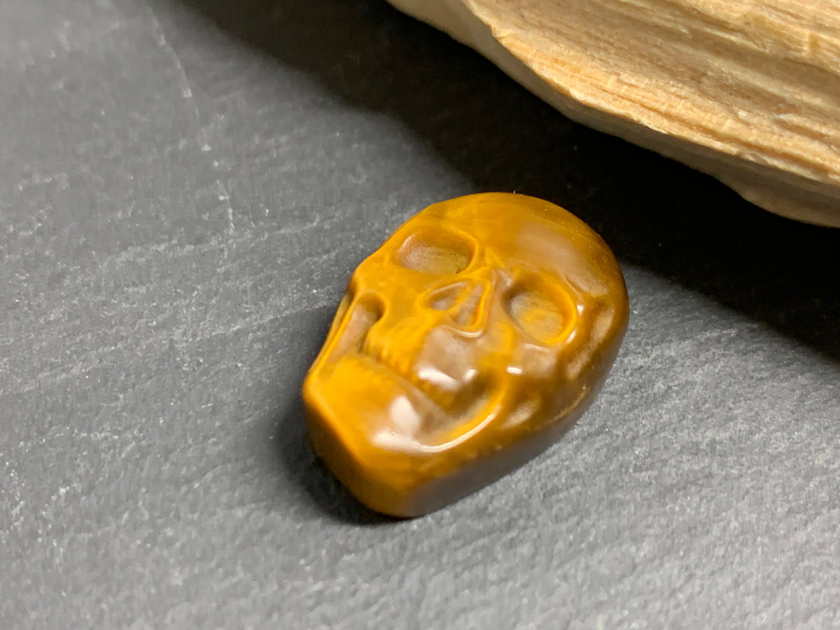 Natural Tiger Eye Skull Cabochon 15x21mm – Polished Carved Gemstone Skull for Jewelry Making