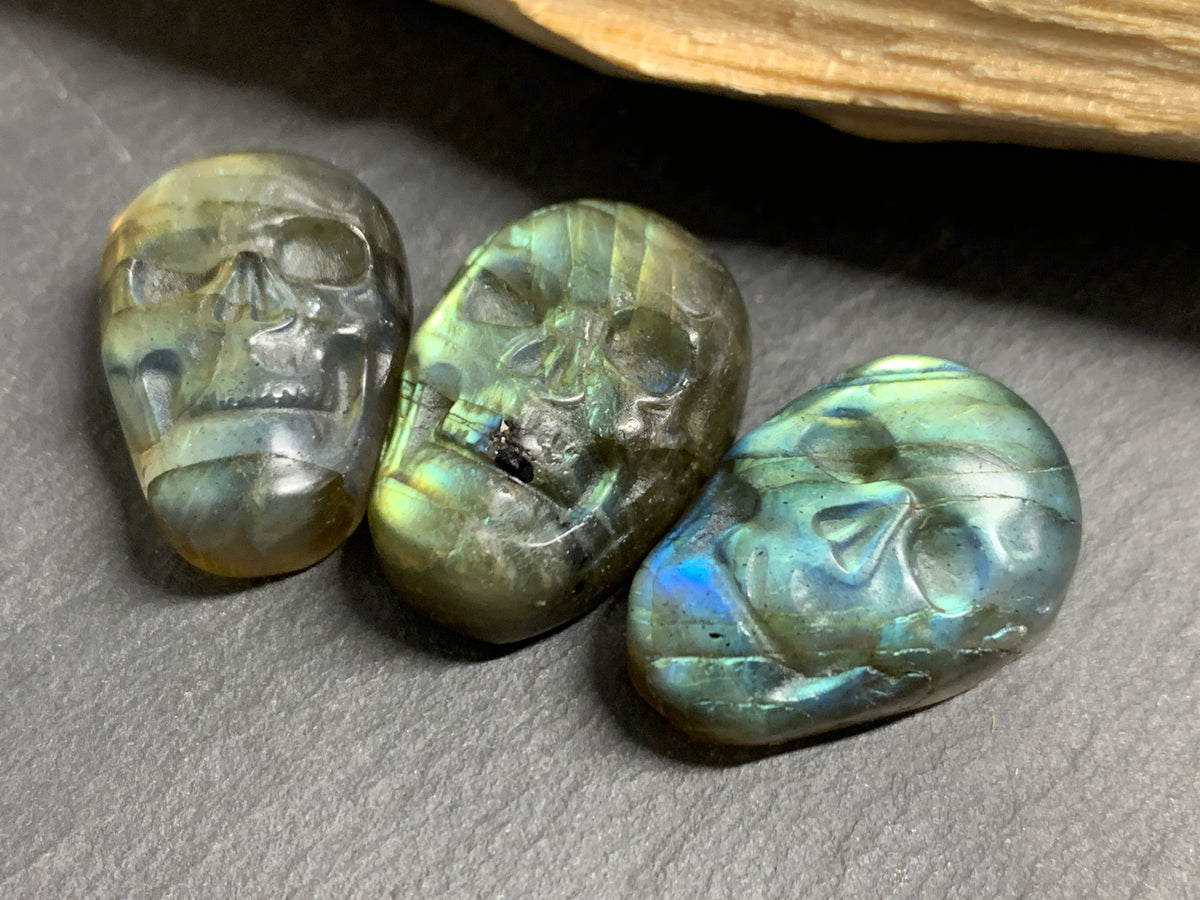 Labradorite Skull Carving 21-22mm long Blue-Green Flash Crystal Skull, Witchy Jewelry