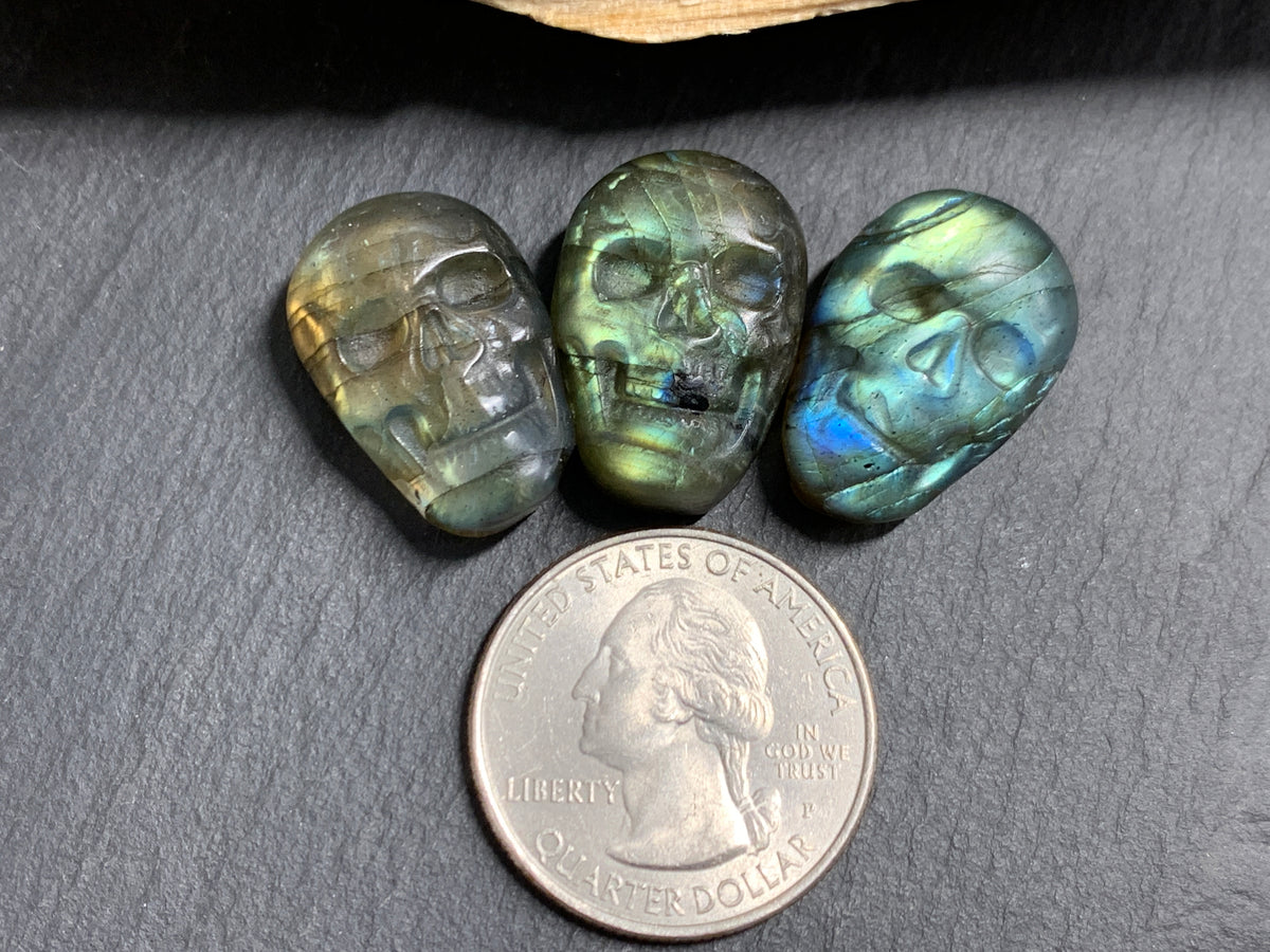 Labradorite Skull Carving 21-22mm long Blue-Green Flash Crystal Skull, Witchy Jewelry