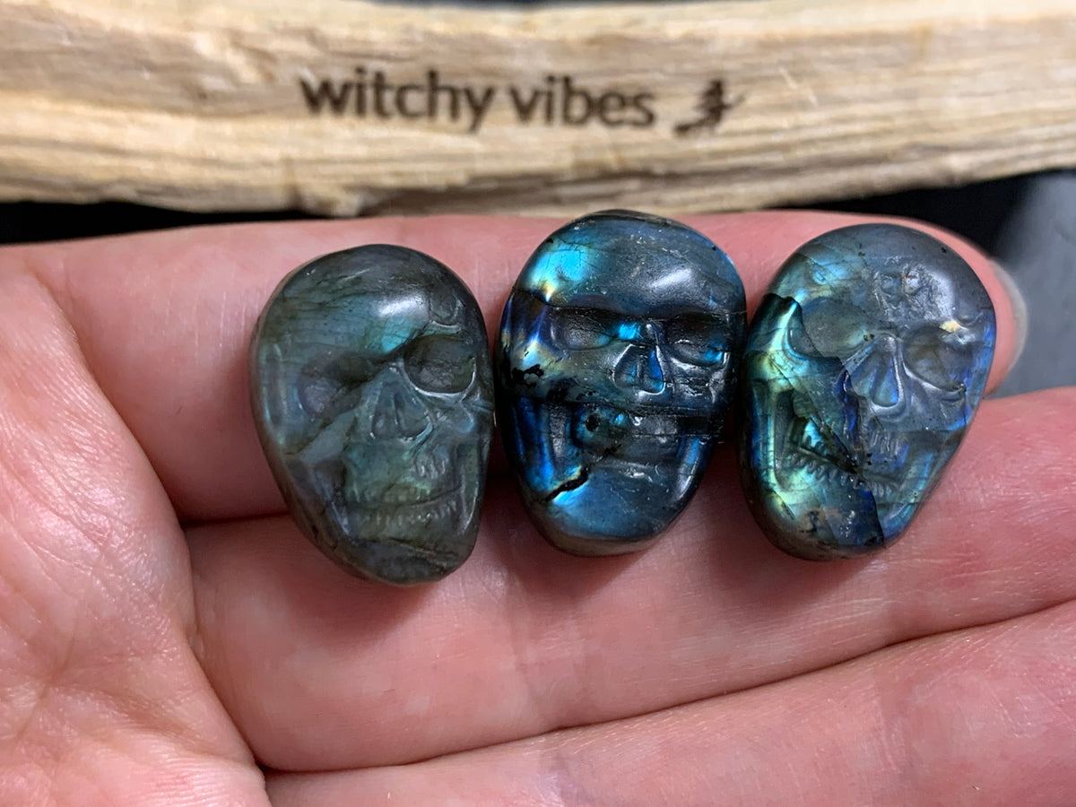 Labradorite Skull Carving 21-22mm long Blue-Green Flash Crystal Skull, Witchy Jewelry