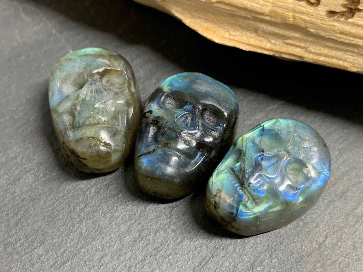 Labradorite Skull Carving 21-23mm long Blue-Green Flash Crystal Skull, Witchy Jewelry
