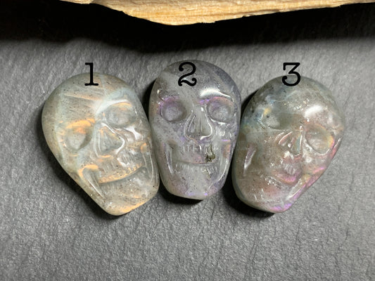 Labradorite Skull Carving 20-21mm, Pink- Purple Flash Crystal Skull, Gothic Crystal Decor