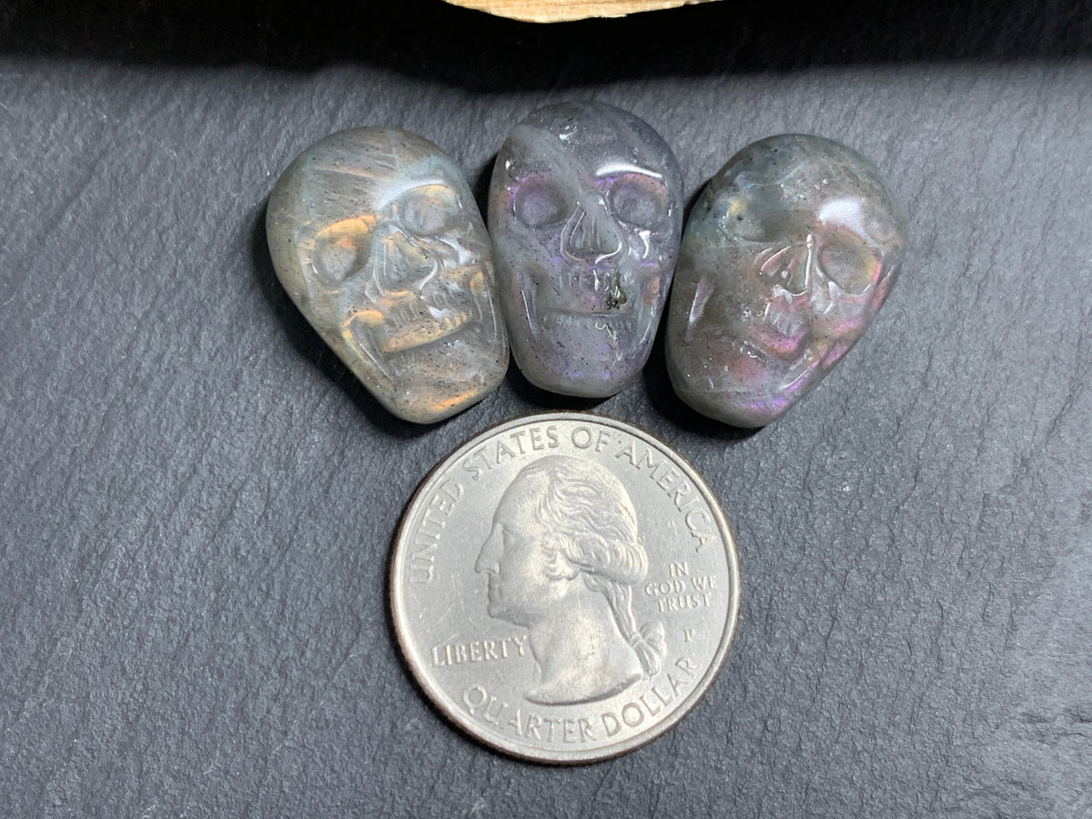Labradorite Skull Carving 20-21mm, Pink- Purple Flash Crystal Skull, Gothic Crystal Decor