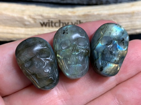 Labradorite Skull Carving 21-22mm long Blue-Green Flash Crystal Skull, Witchy Jewelry