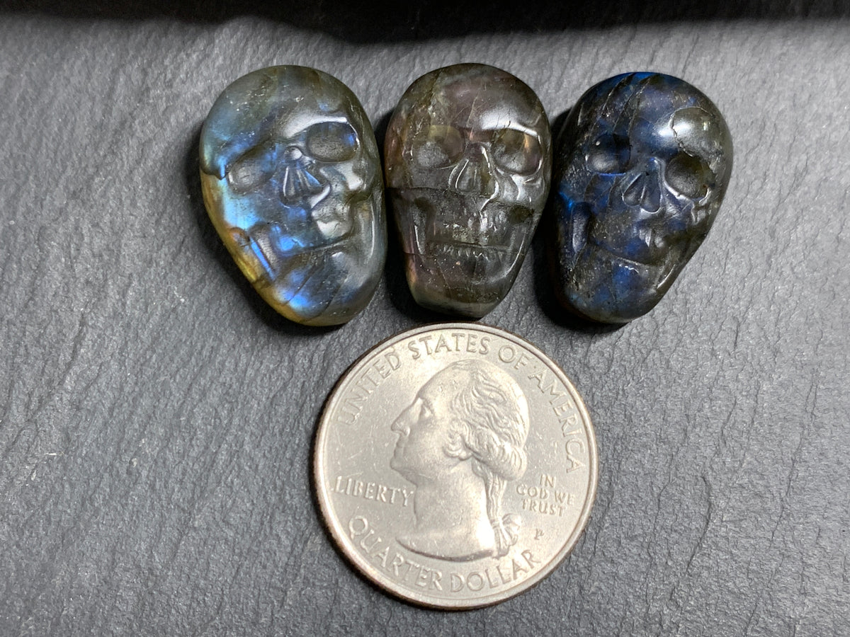 Labradorite Skull Carving 21-22mm long Blue, Purple Flash Crystal Skull, Witchy Jewelry
