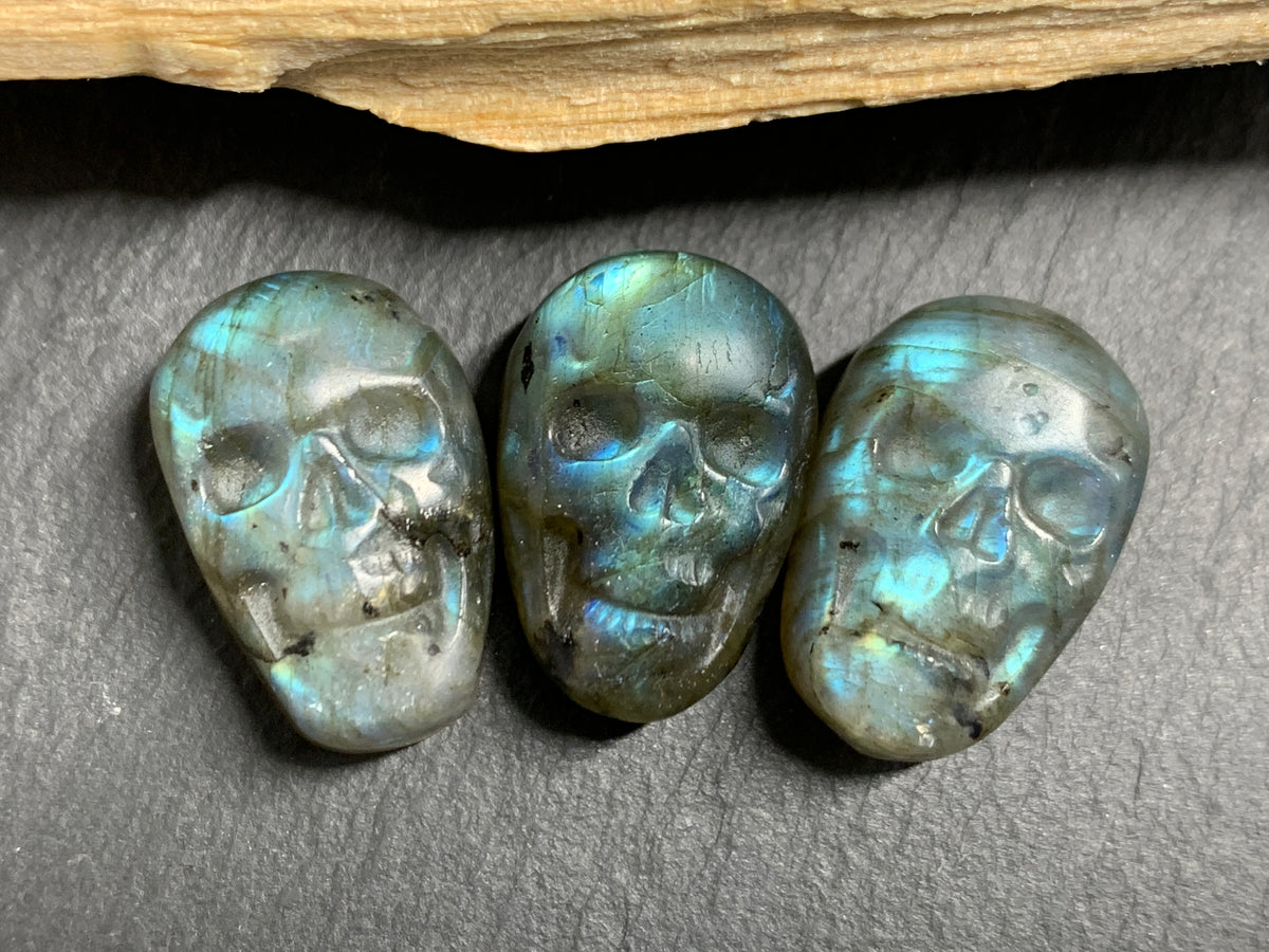 Labradorite Skull Carving 22mm long Blue-Green Flash Crystal Skull, Witchy Jewelry
