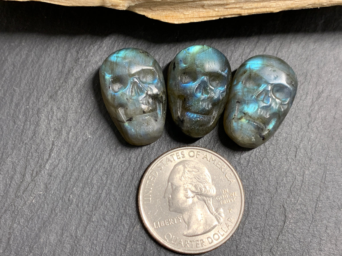 Labradorite Skull Carving 22mm long Blue-Green Flash Crystal Skull, Witchy Jewelry