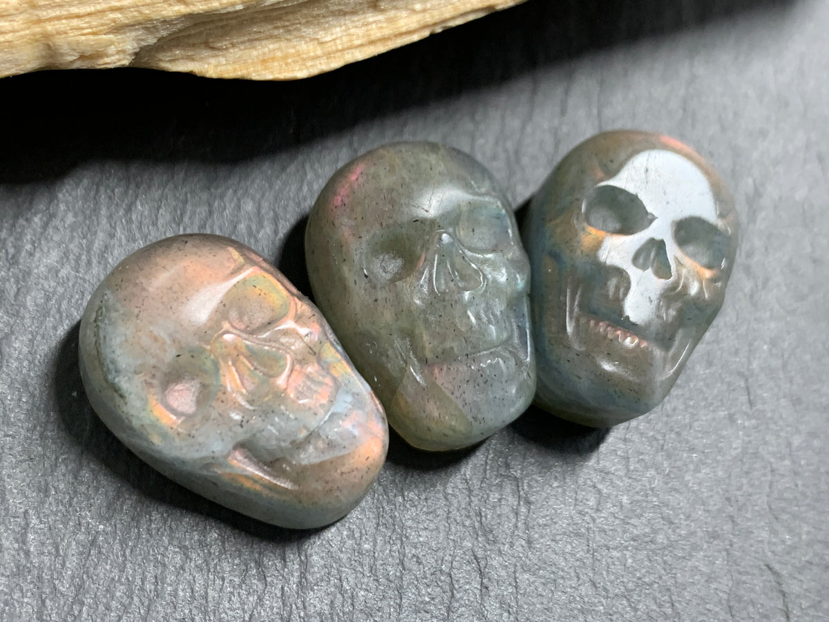 Labradorite Skull Carving 22mm, Pink Flash Crystal Skull, Gothic Crystal Decor