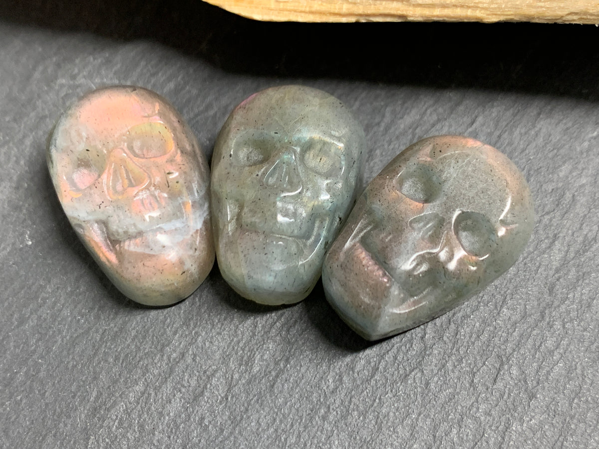 Labradorite Skull Carving 22mm, Pink Flash Crystal Skull, Gothic Crystal Decor