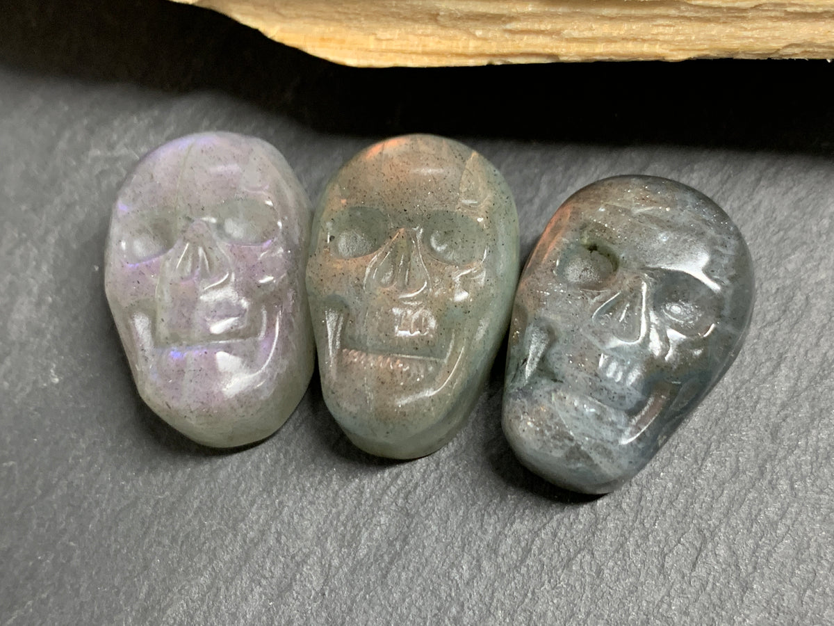 Labradorite Skull Carving 22mm, Pink- Purple Flash Crystal Skull