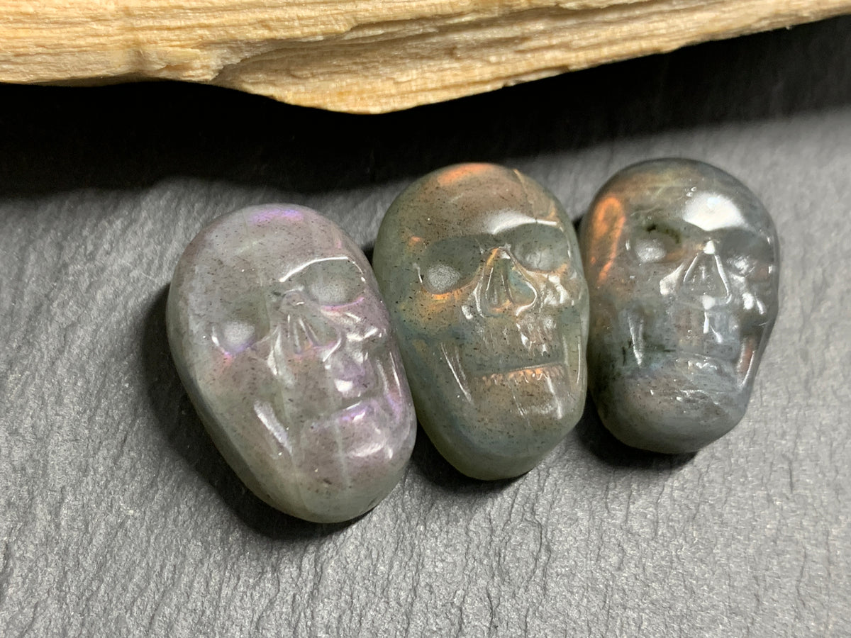 Labradorite Skull Carving 22mm, Pink- Purple Flash Crystal Skull