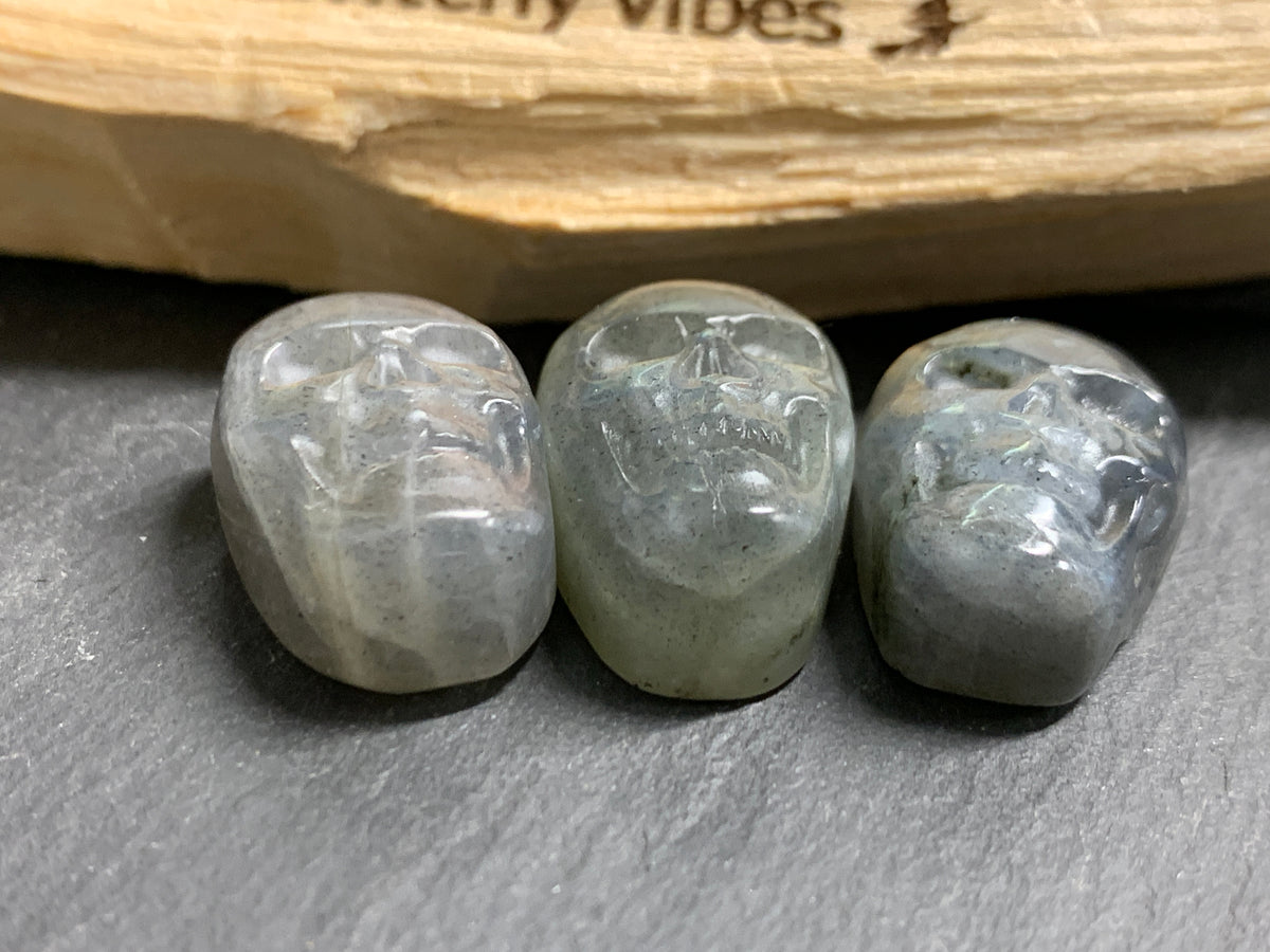 Labradorite Skull Carving 22mm, Pink- Purple Flash Crystal Skull