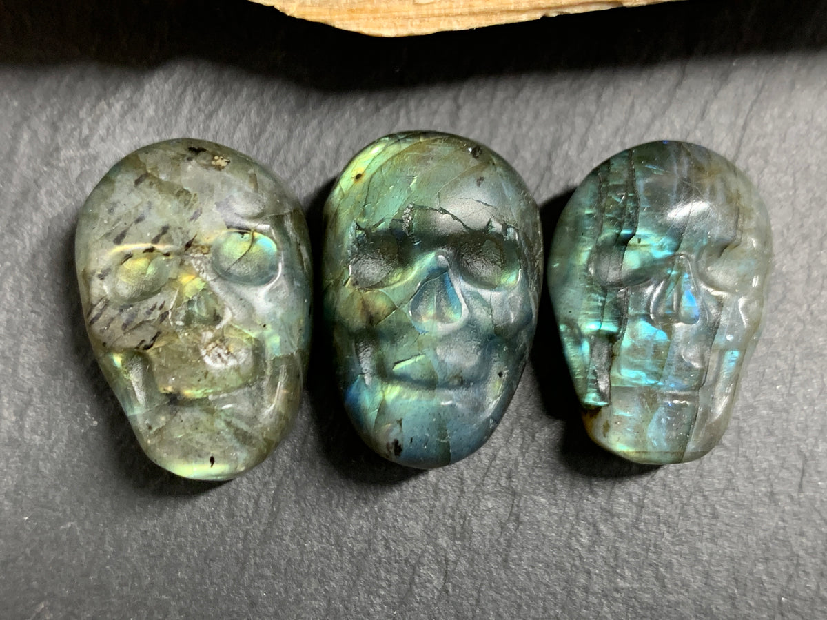 Labradorite Skull Carving 22mm long Blue-Green Flash Crystal Skull, Witchy Jewelry