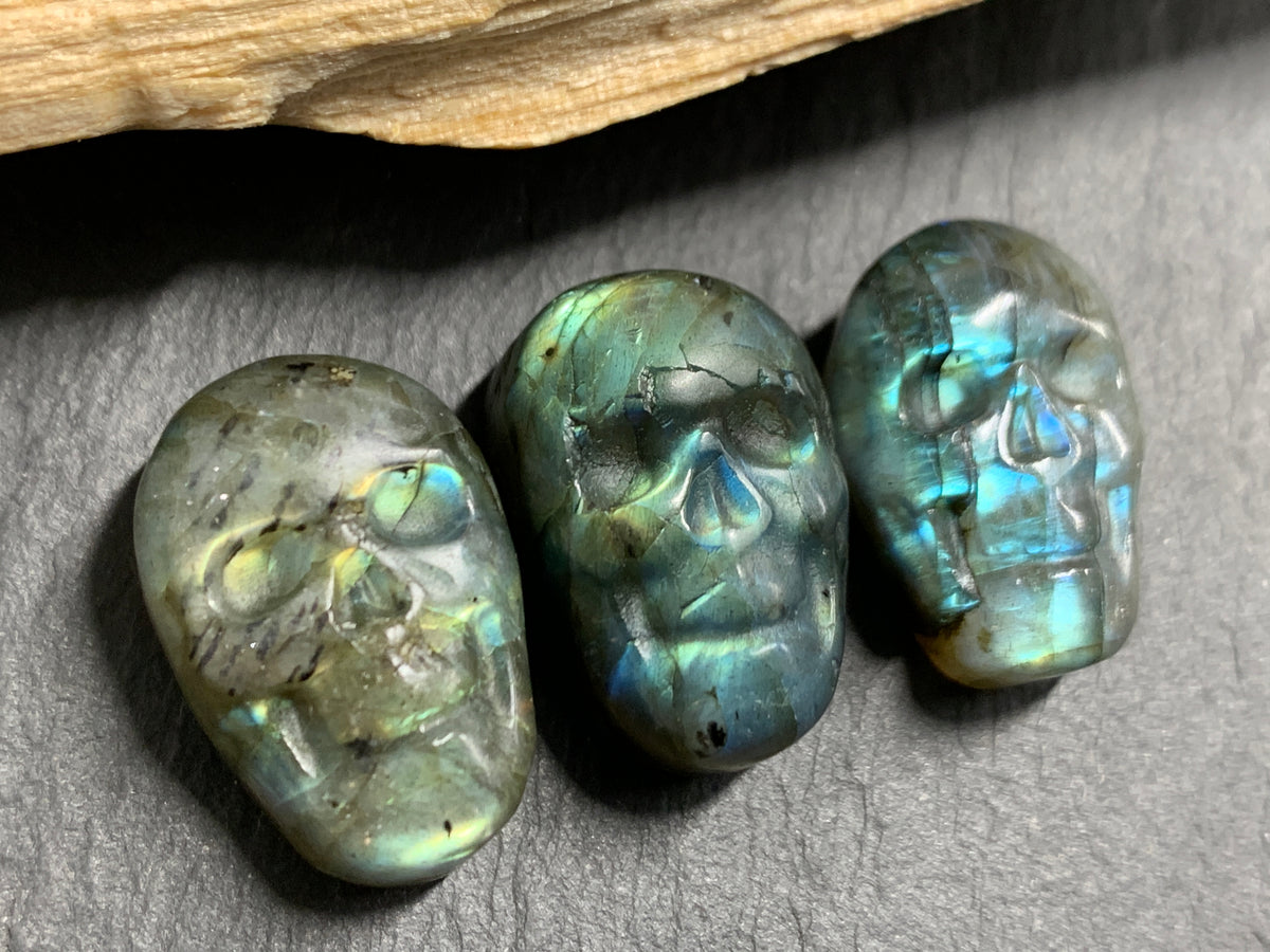 Labradorite Skull Carving 22mm long Blue-Green Flash Crystal Skull, Witchy Jewelry